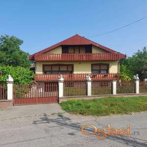 Кућа у Пачиру