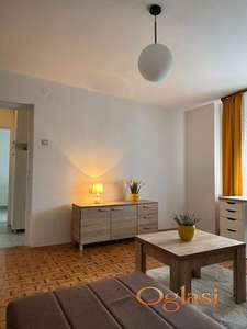 Jednosoban stan 350 e