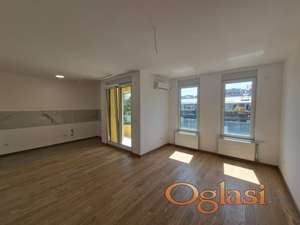 Podbara,četvorosoaban,useljiv,povrat PDV-a.