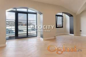 Stari grad, Trg Republike, Dobračina, 3.0, 80m2 Lux stan sa parking mestom u srcu grada