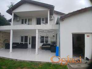 Subotica-Novo Selo-dve kuće sa sobama za izdavanje ID#1867