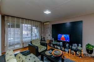 Stan 81m2 na Trošarini u vojnim zgradama