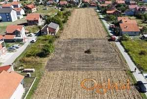 Prodajem plac u Borci