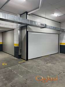 Izdajem garazu u Novom Sadu | 25m, 2 parking mesta