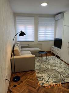 Odlična garsonjera na Grbavici! Miše Dimitrijevića