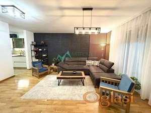 Luksuzan četvorosoban stan u Petrovaradinu sa prelepim pogledom!