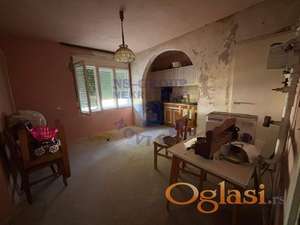 Odlična kuća u Budisavi! 139m2