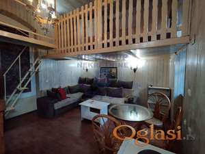 Jednoiposoban,simpatican duplex,Centar