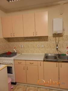 GRBAVICA-useljiv jednosoban stan