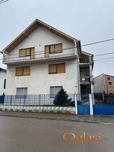 Na prodaju kuća na Klisi, Sentandrejski put, 430m²