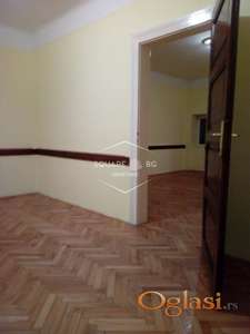 Palata Pravde, 3.0 prazan, parking ID#5746