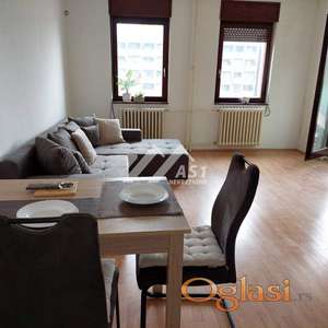 Izdajem lep komforan dvosoban stan na Sajmu !!! ID#6106