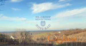 Odličan plac u Sr. Karlovcima