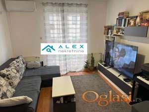 Dvoiposoban stan nna granici Adica i Telepa