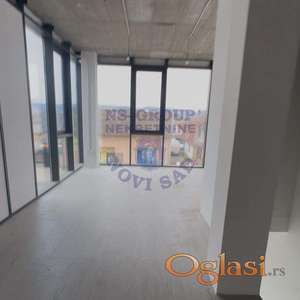 Izdaje se nov poslovni prostor površine od 236m2 na izlazu iz Futoga.