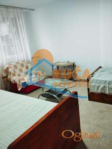 Izdaje se stan na Bulevaru Nemanjića!