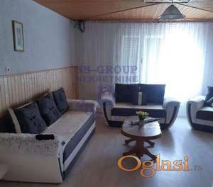 Porodična kuća u Bačkomg Gradištu!