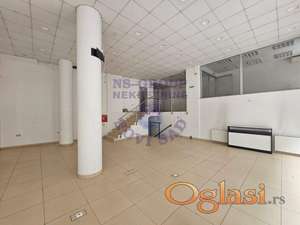 Odličan lokal u neposrednoj blizini Bulevara.