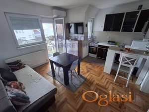Odličan jednoiposoban stan, Somborska rampa, 31m2