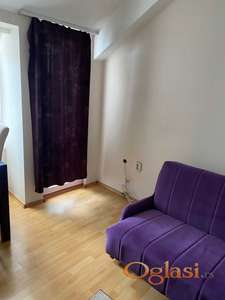 Garsonjera sa odvojenom kuhinjom, 26 m2 sa terasom!