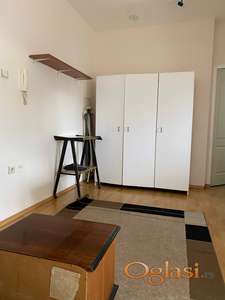 Garsonjera sa odvojenom kuhinjom, 26 m2 sa terasom!