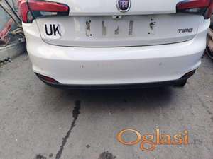 Fiat Tipo od 2016 zadnji branik  kod boje 249 HATCHBACK