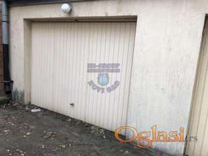 Prodaje se uknjižena garaža nedaleko od samoc centra Novog Sada