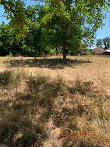 Prodajem zemljiste u Jagnjilu-Mladenovac