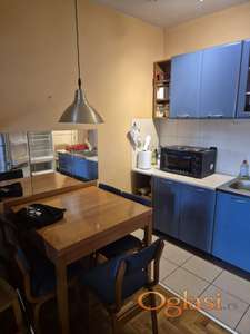 NAMEŠTEN JEDNOIPOSOBAN STAN NA GRBAVICI 360 EVRA