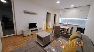 Moderan jednoiposoban stan u novogradnji