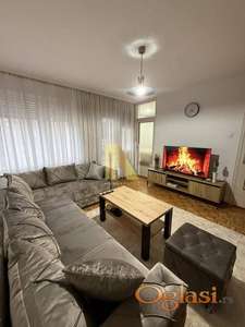 Dvosoban renoviran stan u Narodnog fronta