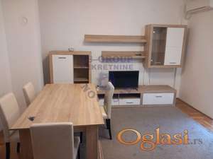 Izdaje se odličan jednosoban stan na sjajnoj lokaciji.