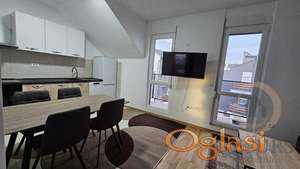 <p>NOV NAMEŠTEN DVOIPOSOBAN STAN SA PARKINGOM