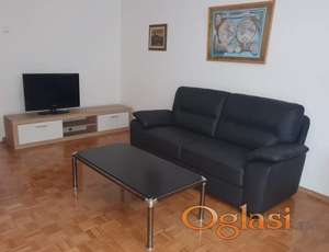 Blok 28,2.0 renoviran u prizemlju,pogodan za pp ID#19361