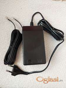 Salcomp adapter za napajanje