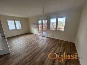 Kuća 97m2 Petrovaradin