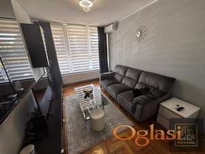 Kompletno namešten dvosoban stan 44 m²-Grbavica !