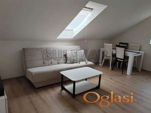 Izdaje se odličan stan na Panteleju, 30m2