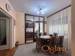 Odlican trosoban stan u Sremskoj Kamenici