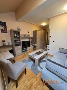 NOVI SAD, NOVA DETELINARA, GARSONJERA - USELJIVA OD 01.02.2026. - U BLIZINI MEDICINSKOG FAKULTETA - 250 E