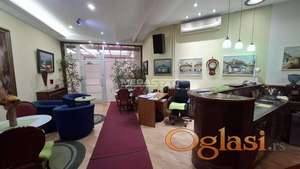 Blok 12, YUBC, lokal sa baštom