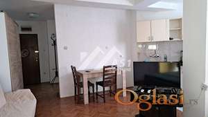 Izdaje se lepa garsonjera od 37 m2 sa parkingom u ul Papa Pavla ID#3980