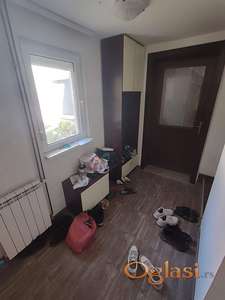 Izdajem stan na Radiofaru 330€