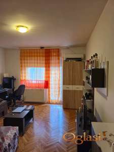 GRBAVICA NAMESTENA GARSONJERA 300E