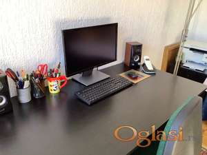 Radni/kancelarijski sto