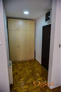 Garsonjera na Grbavici