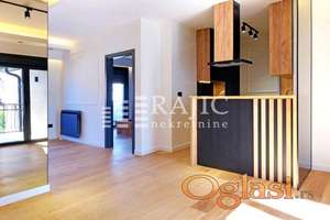 Centar,Gundulicev venac 90m2,3.0(sa terasom) #4097