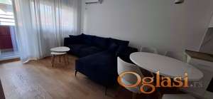 Izdaje se jednoiposoban stan u novoj zgradi!