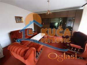 Izdaje se namešten stan u kući u Durlanu, kod pijace, 45m2