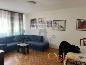 Odlican cetvorosoban na Petrovaradinu!